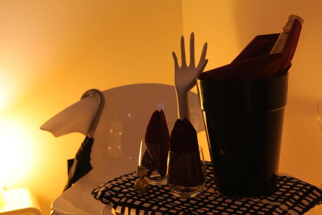 Chroma Italy - Ena Guest House Kamer foto